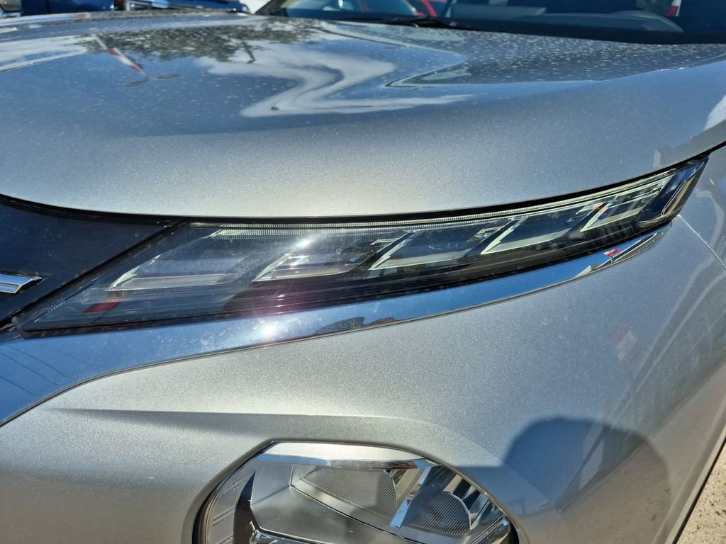 Used 2025 Mitsubishi Outlander ES image 27