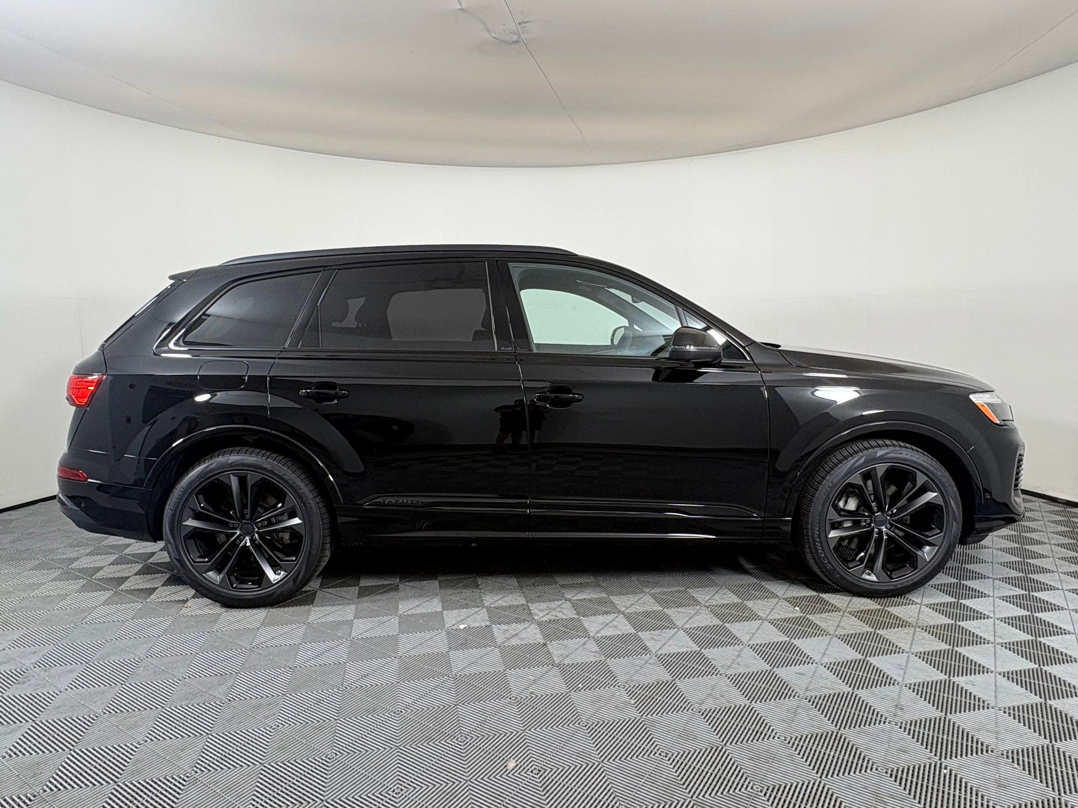 New 2026 Audi Q7 3.0T Premium Plus image 7