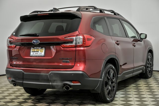 Used 2023 Subaru Ascent Onyx Edition image 7
