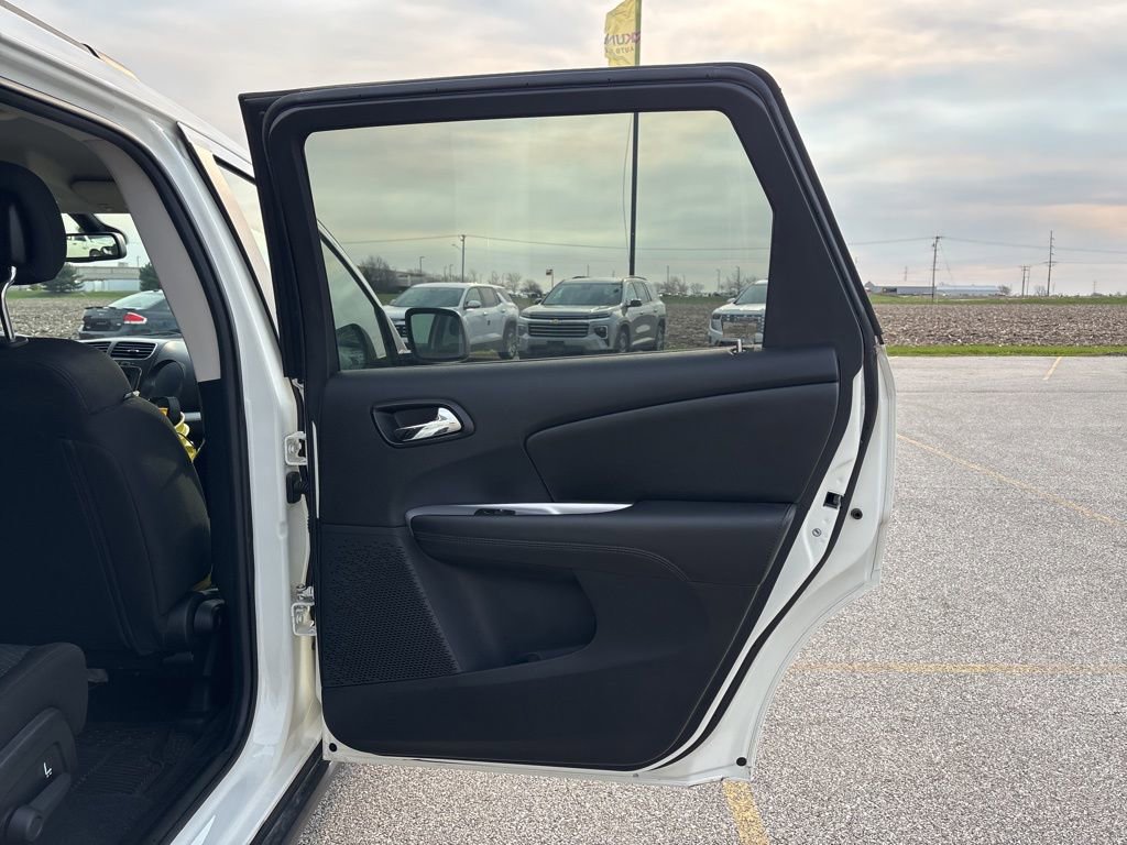 Used 2020 Dodge Journey SE w/ Blacktop Package image 14