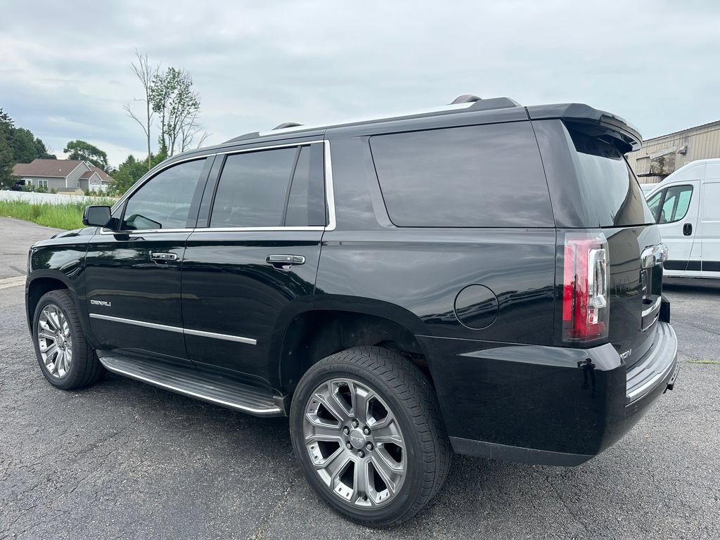 Used 2017 GMC Yukon Denali w/ Open Road Package AWD/4WD image 15