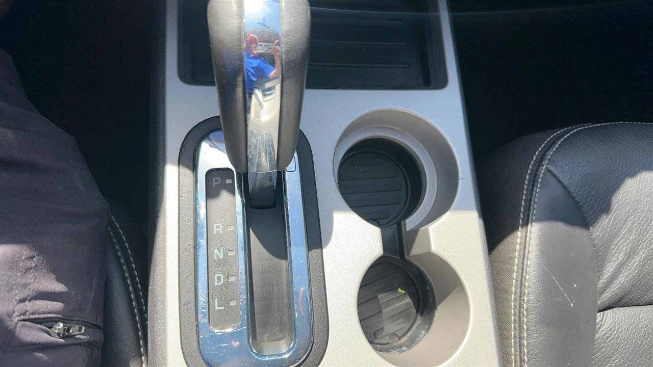 Used 2010 Ford Edge Limited FWD image 27