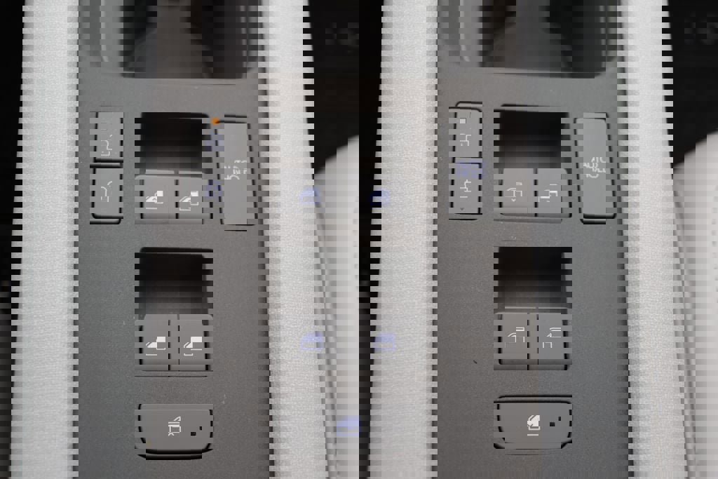 Used 2023 Hyundai Ioniq 6 SEL image 27