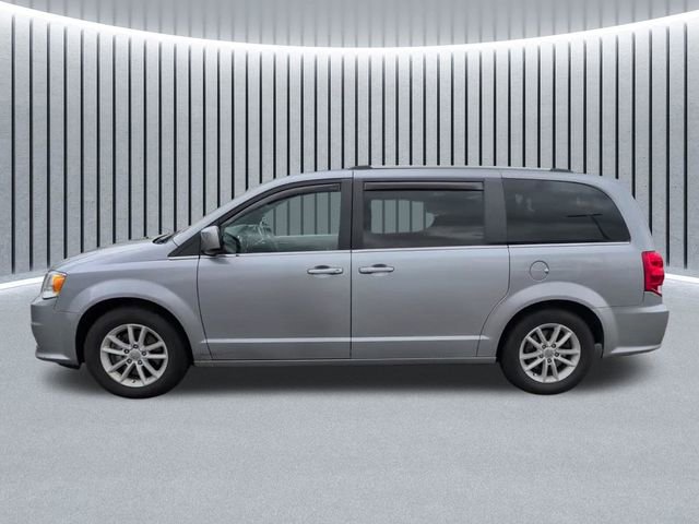 Used 2019 Dodge Grand Caravan SXT w/ Driver Convenience Group FWD image 12