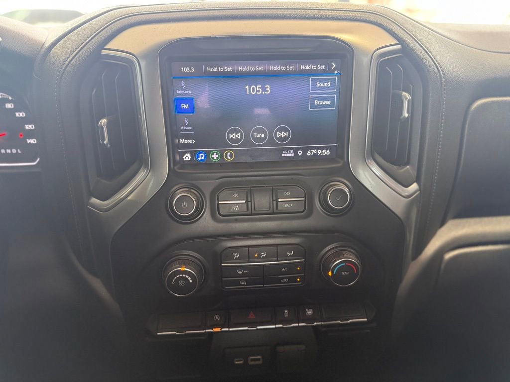 Used 2020 Chevrolet Silverado 1500 LT image 28