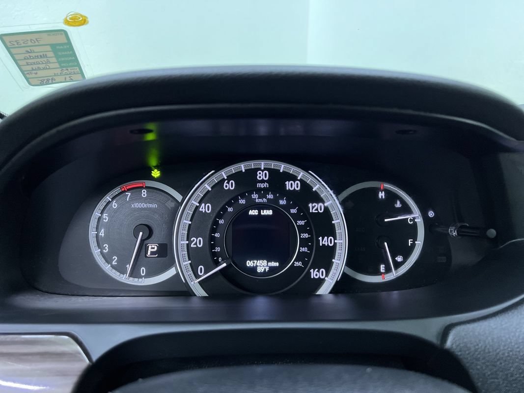 Used 2016 Honda Accord Touring image 19