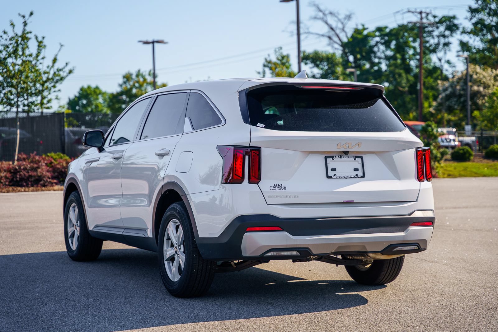 Used 2025 Kia Sorento LX FWD image 5