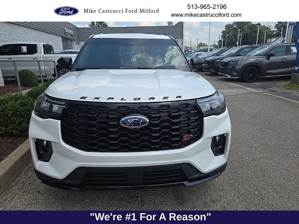 Used 2025 Ford Explorer ST w/ Sun And Sound Package AWD/4WD image 2