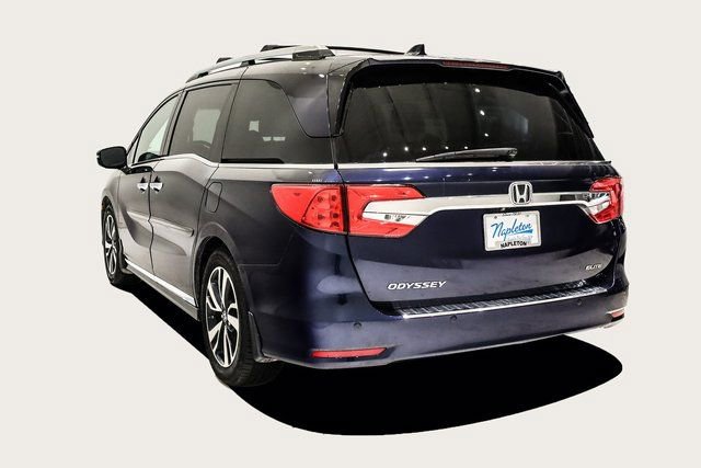 Used 2018 Honda Odyssey Elite image 8
