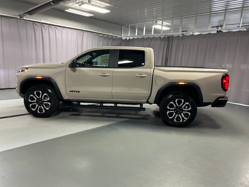 New 2026 GMC Canyon AT4 w/ AT4 Premium Package AWD/4WD image 4