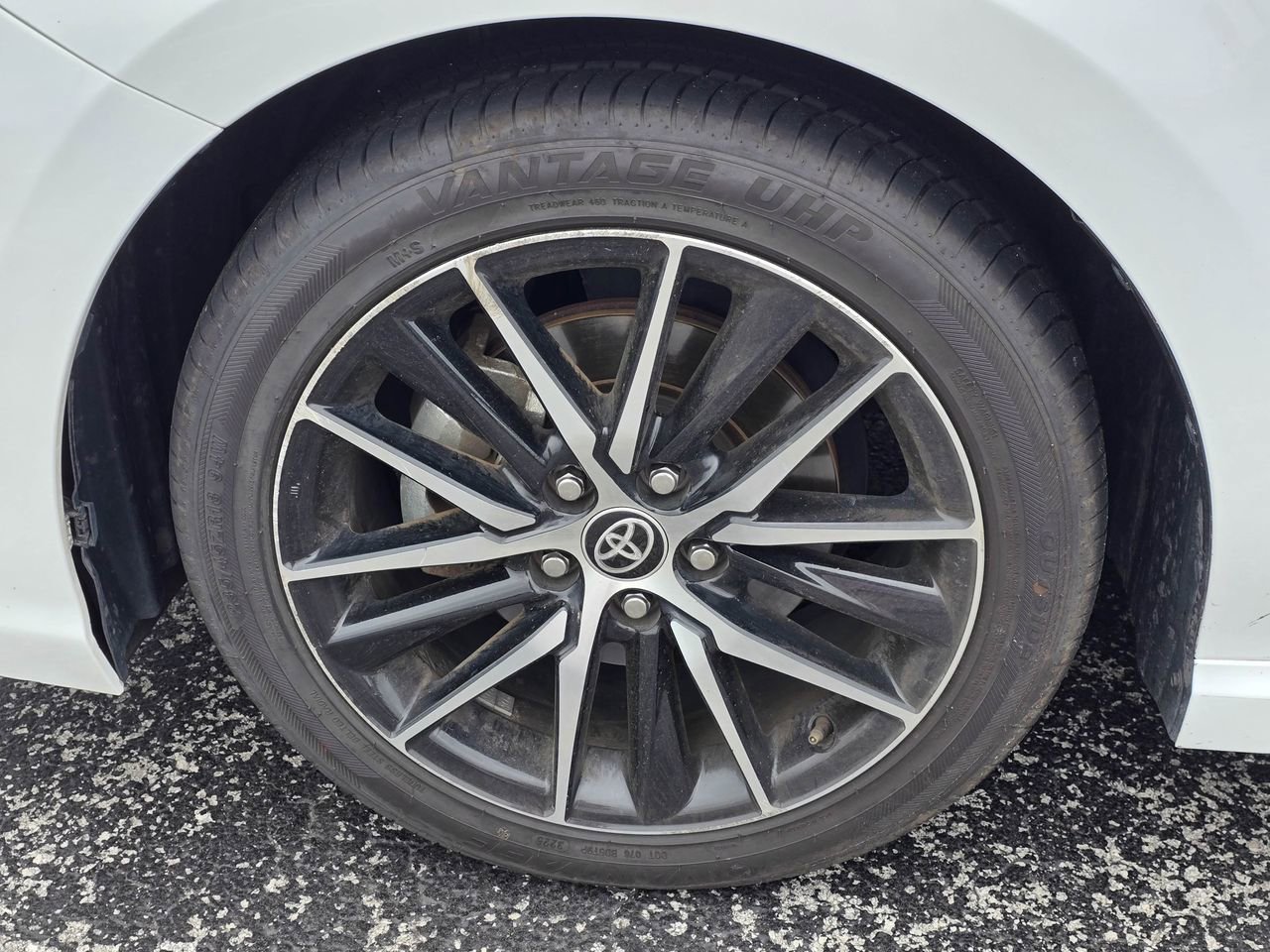 Used 2024 Toyota Camry SE image 7