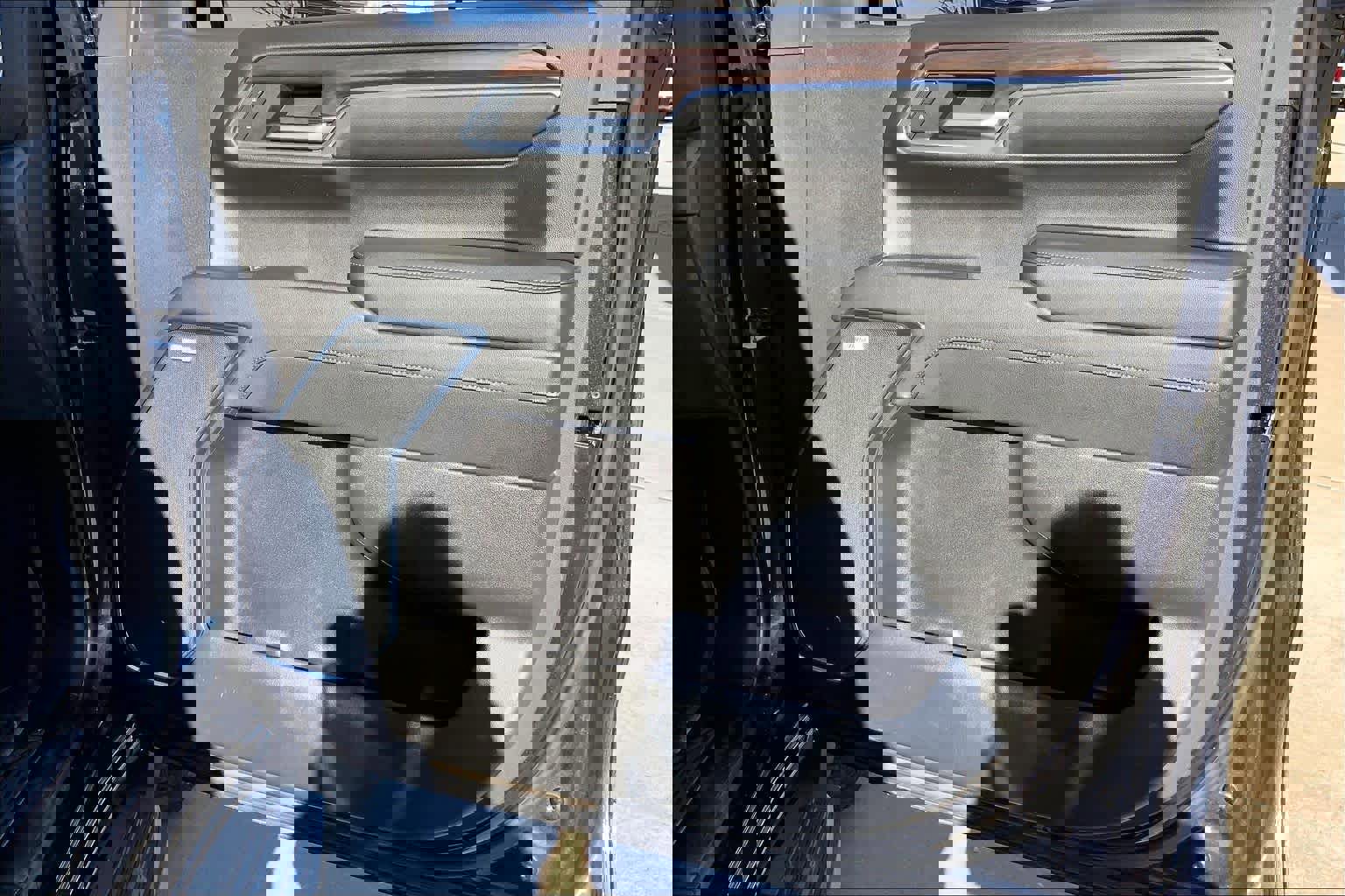 Certified 2024 GMC Sierra 1500 SLT image 22