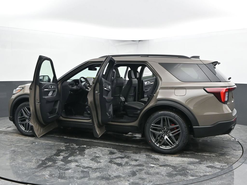 New 2026 Ford Explorer ST w/ Sun And Sound Package image 75