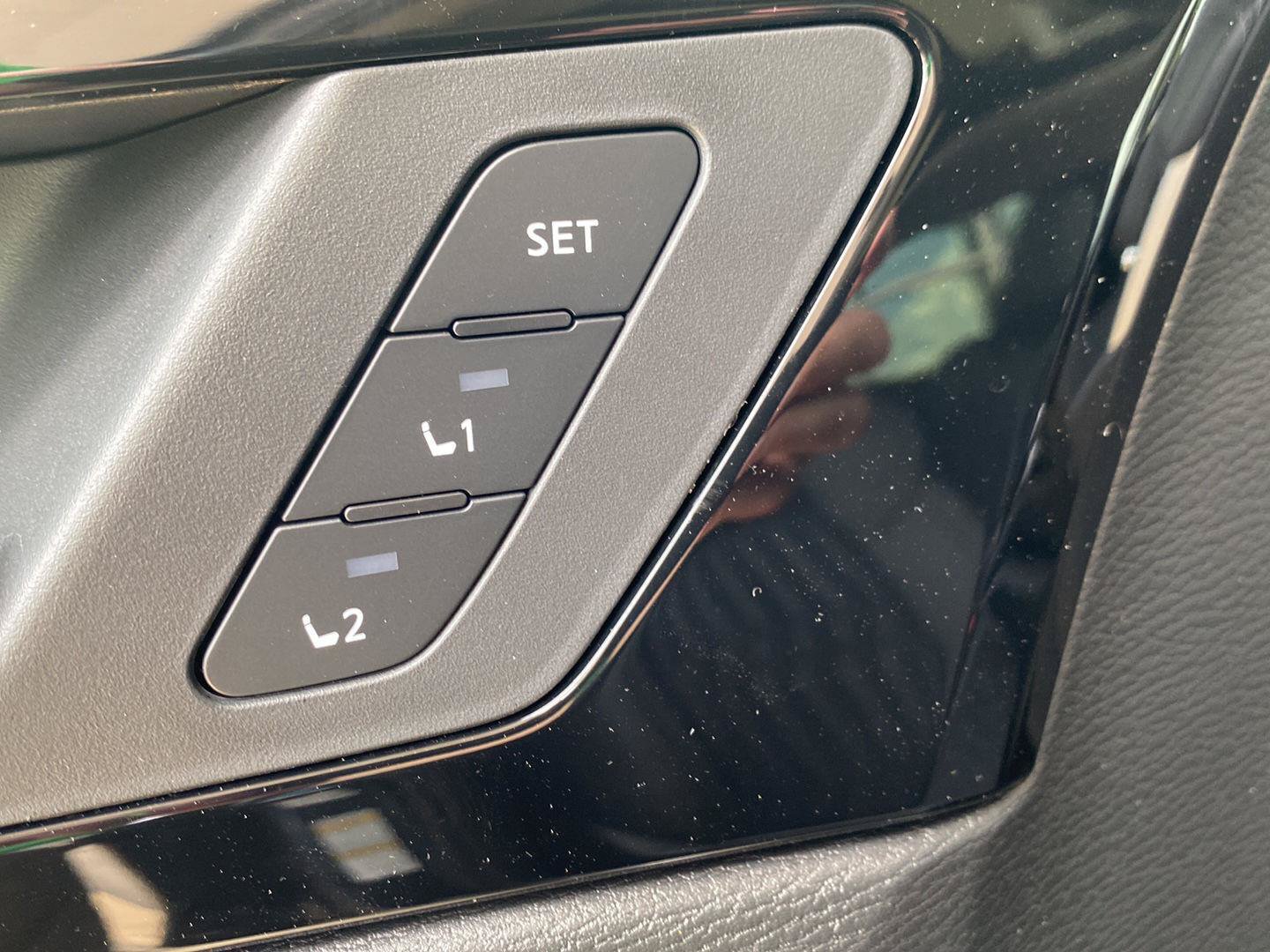 New 2026 Mitsubishi Outlander SEL AWD/4WD image 21
