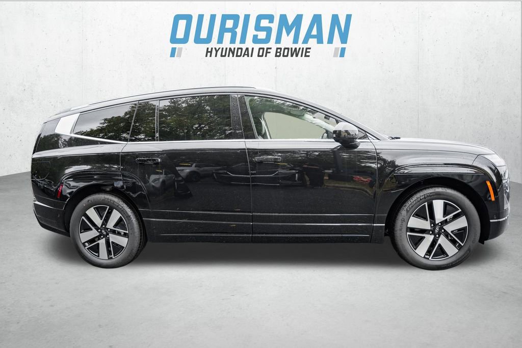 New 2026 Hyundai Ioniq 9 SEL image 3