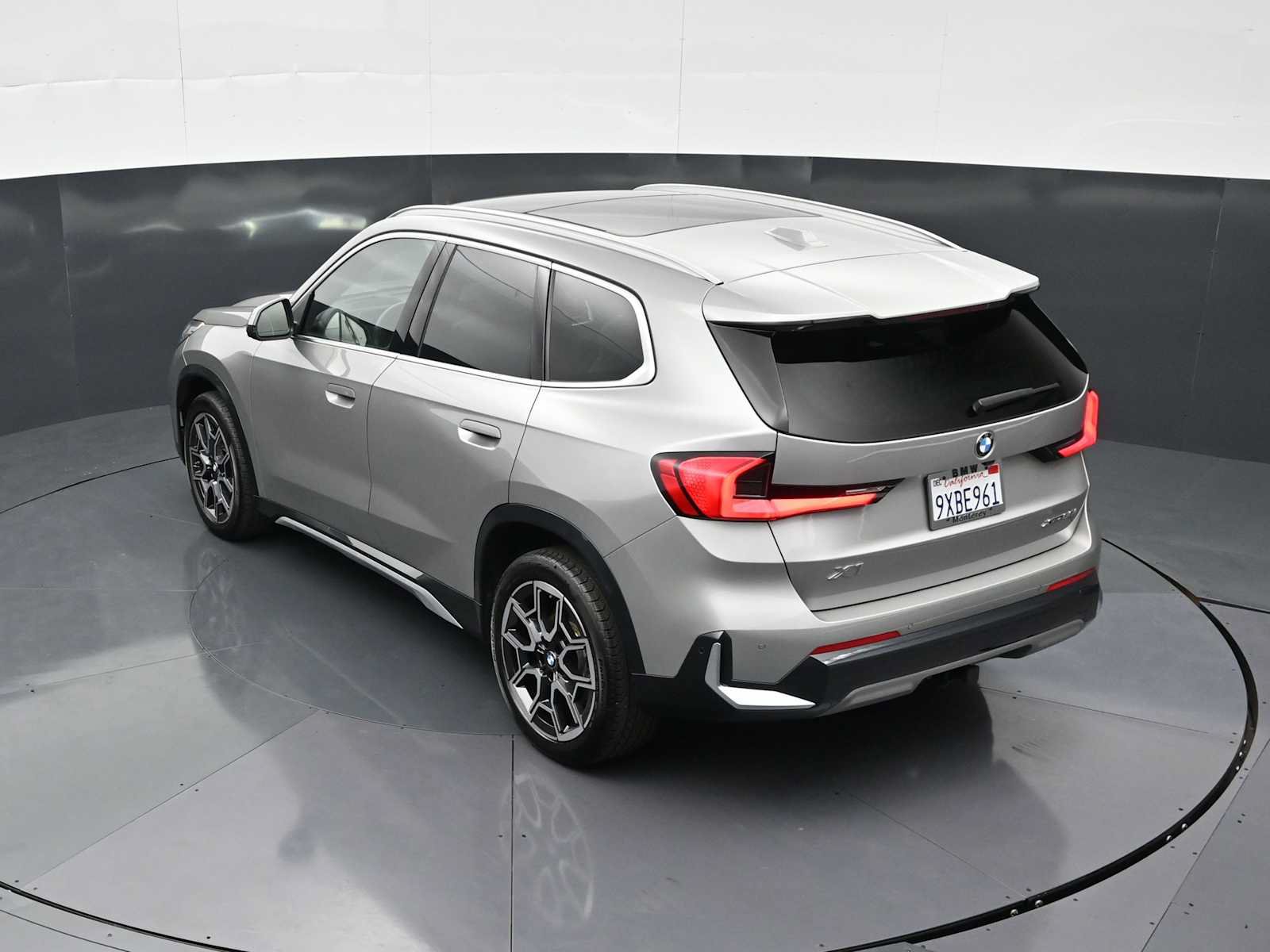 Used 2026 BMW X1 xDrive28i w/ Technology Package AWD/4WD image 23
