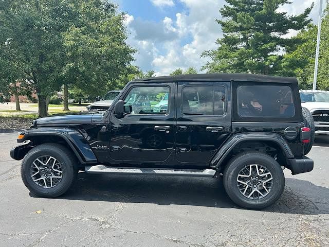 New 2025 Jeep Wrangler Unlimited Sahara AWD/4WD image 6