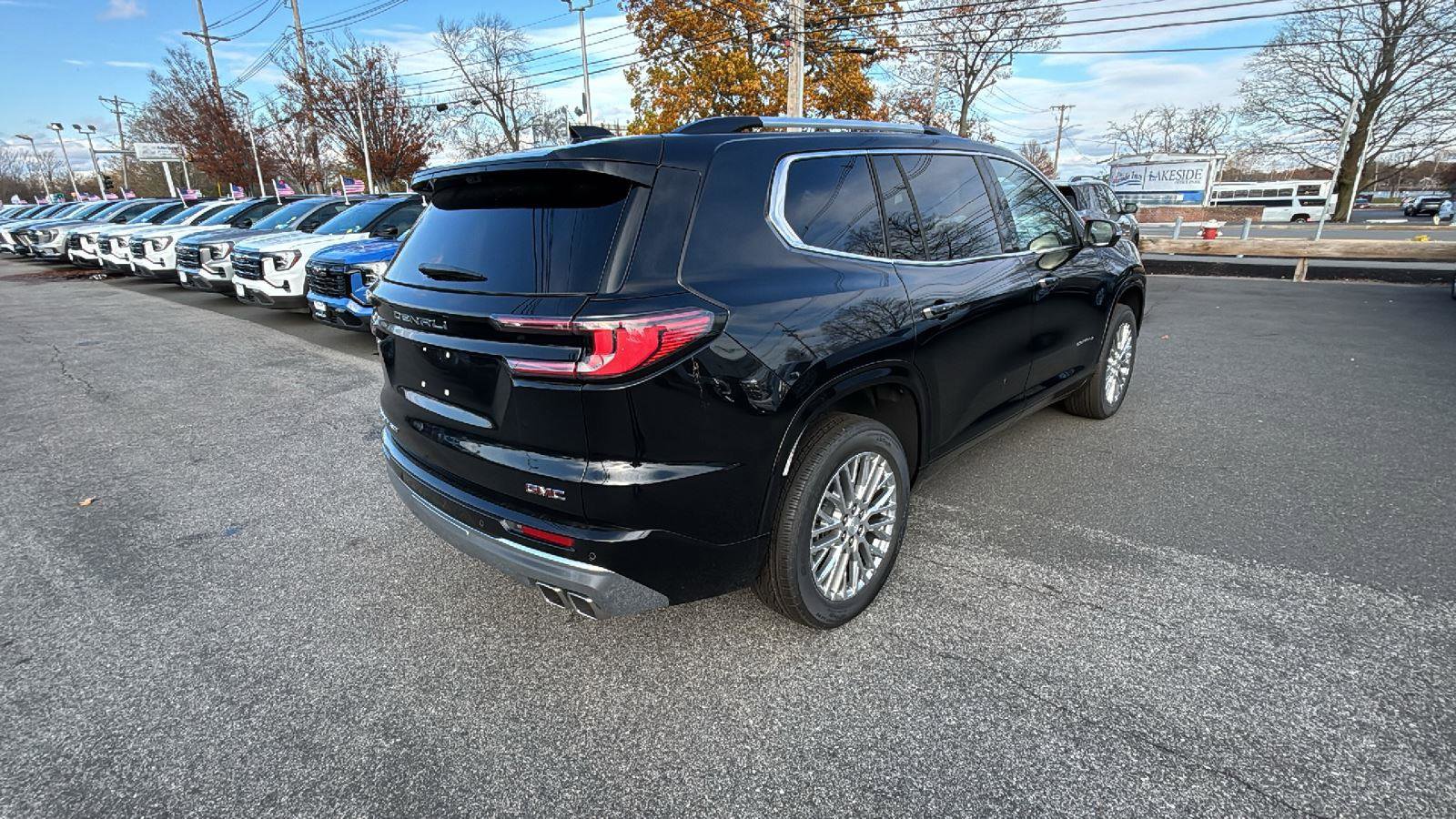 New 2026 GMC Acadia Denali image 7