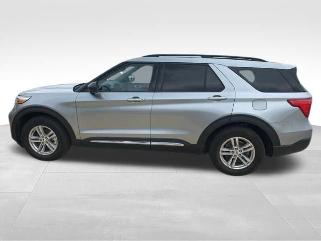 Used 2023 Ford Explorer XLT image 18