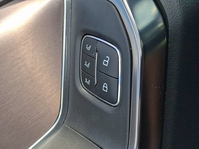 Used 2026 Ford F450 Platinum w/ FX4 Off-Road Package AWD/4WD image 16