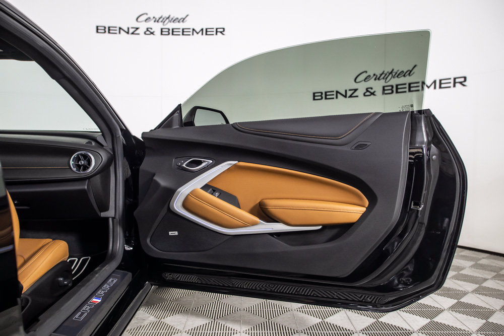 Used 2021 Chevrolet Camaro SS RWD image 19