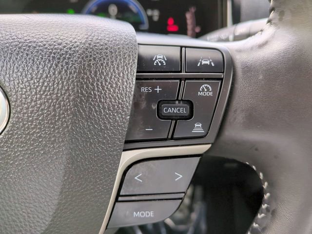 Used 2025 Toyota Camry SE FWD image 23