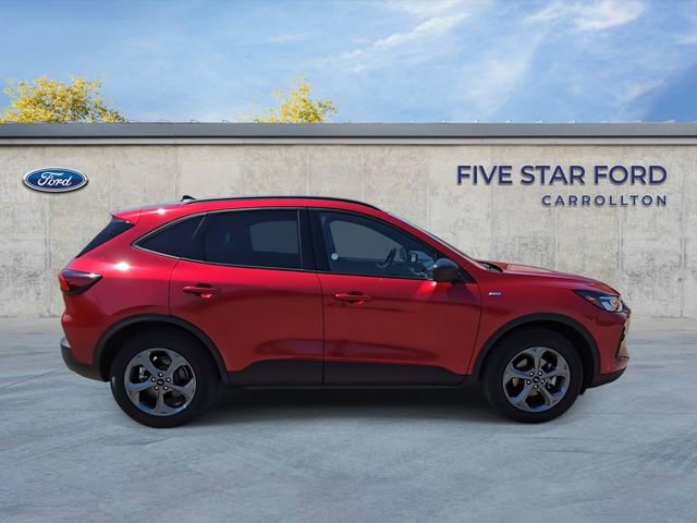 Certified 2025 Ford Escape ST-Line AWD/4WD image 9