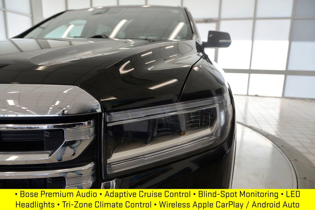 Used 2023 GMC Acadia SLT image 11