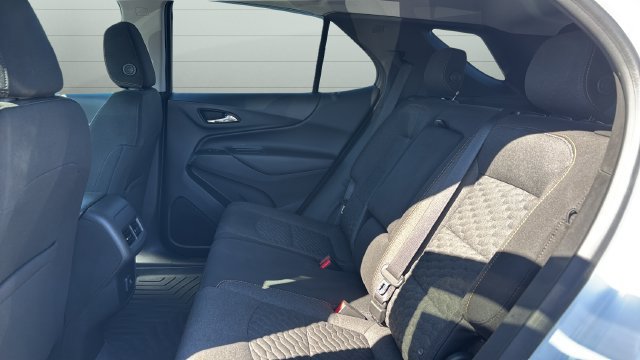 Used 2020 Chevrolet Equinox LT w/ Driver Convenience Package AWD/4WD image 25