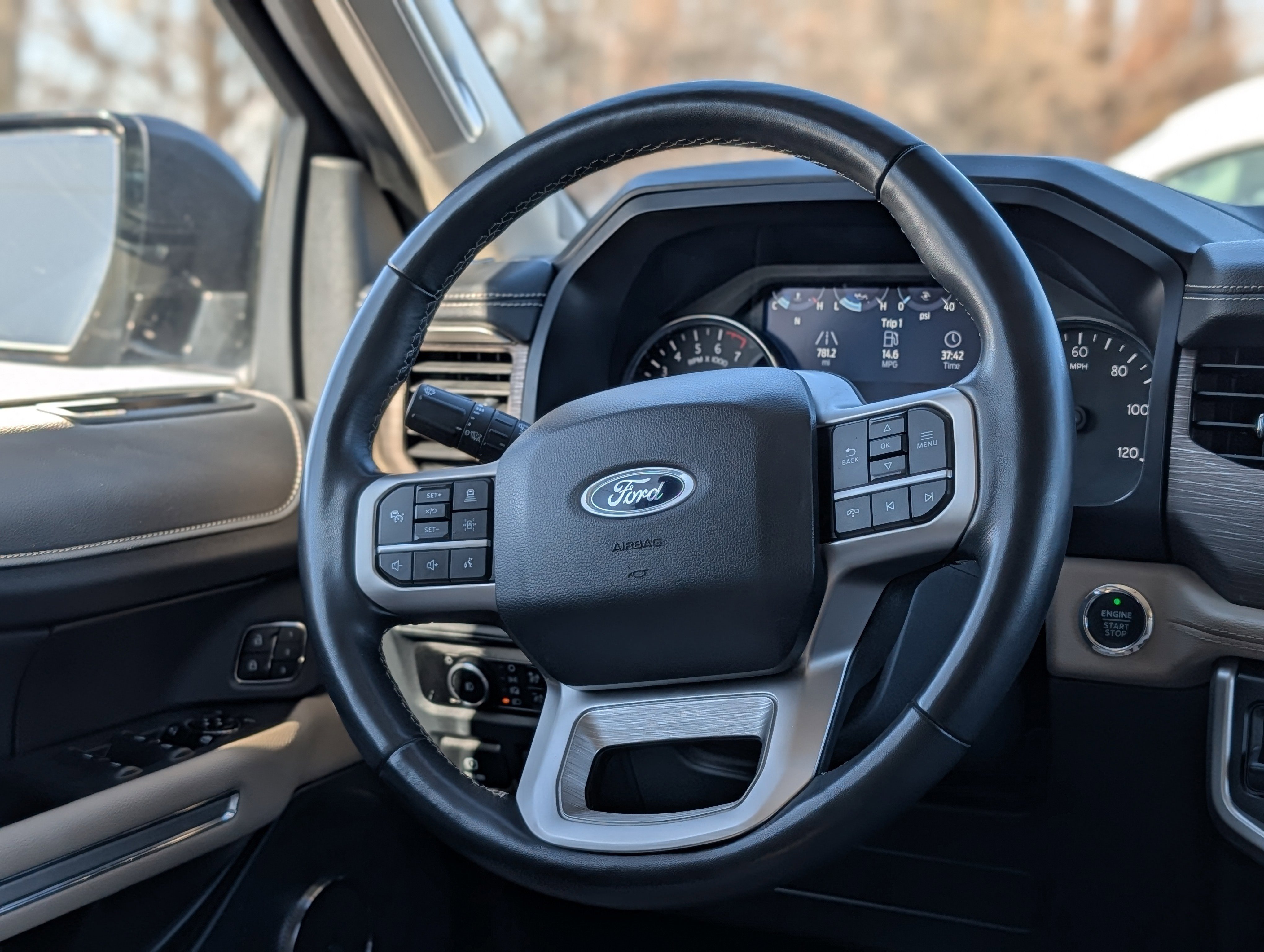 Used 2024 Ford Expedition Max Limited image 15