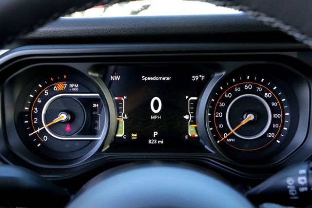 Used 2025 Jeep Wrangler Sport S image 14