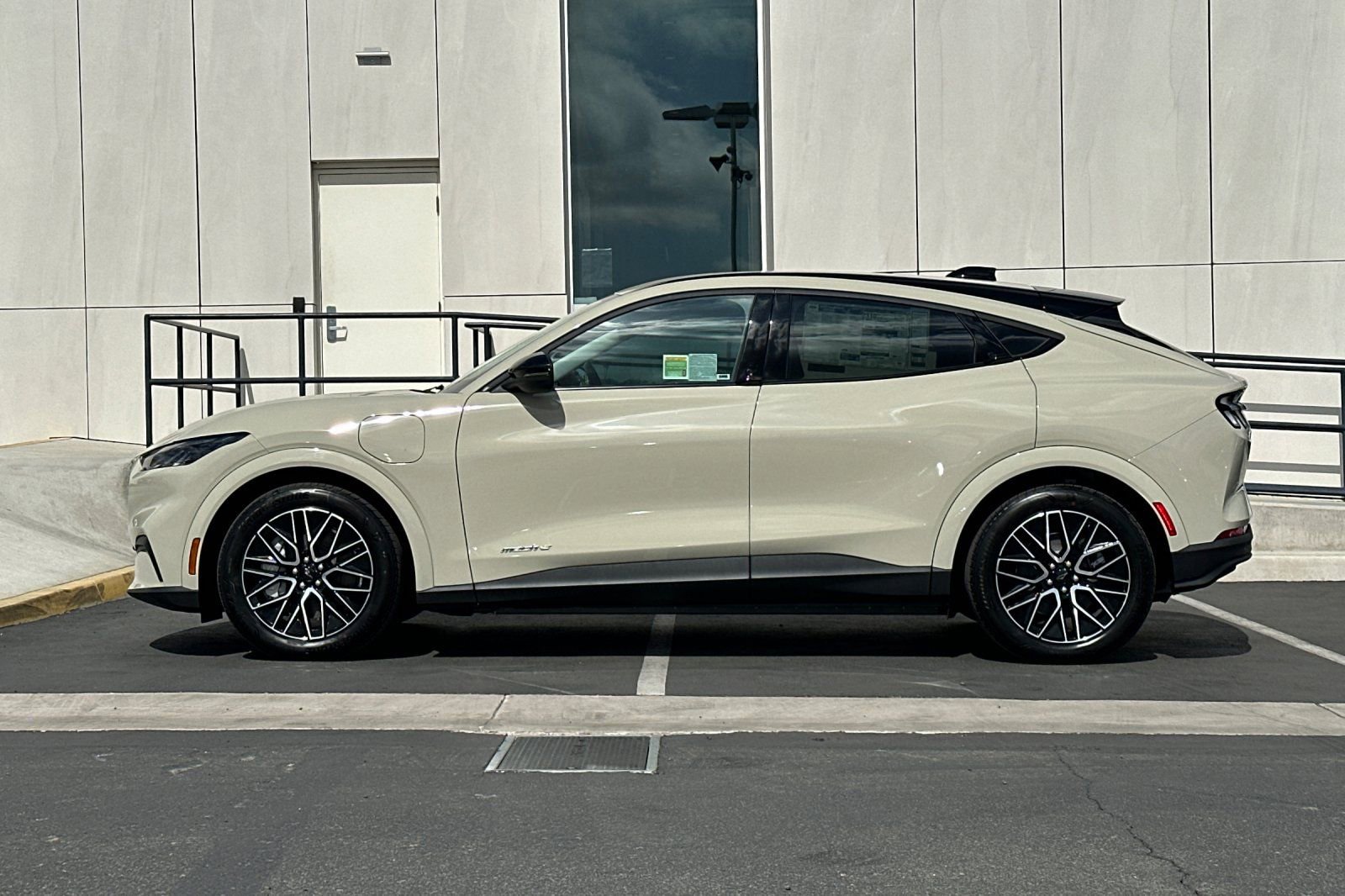 New 2026 Ford Mustang Mach-E Premium image 6