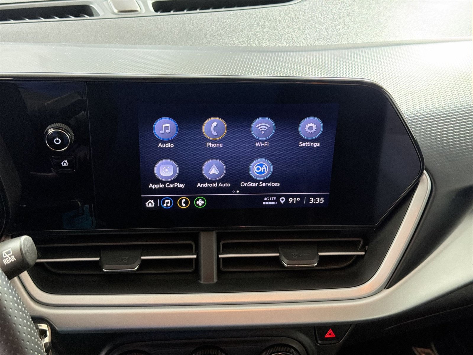 Used 2024 Chevrolet Trax RS w/ Driver Confidence Package FWD image 20