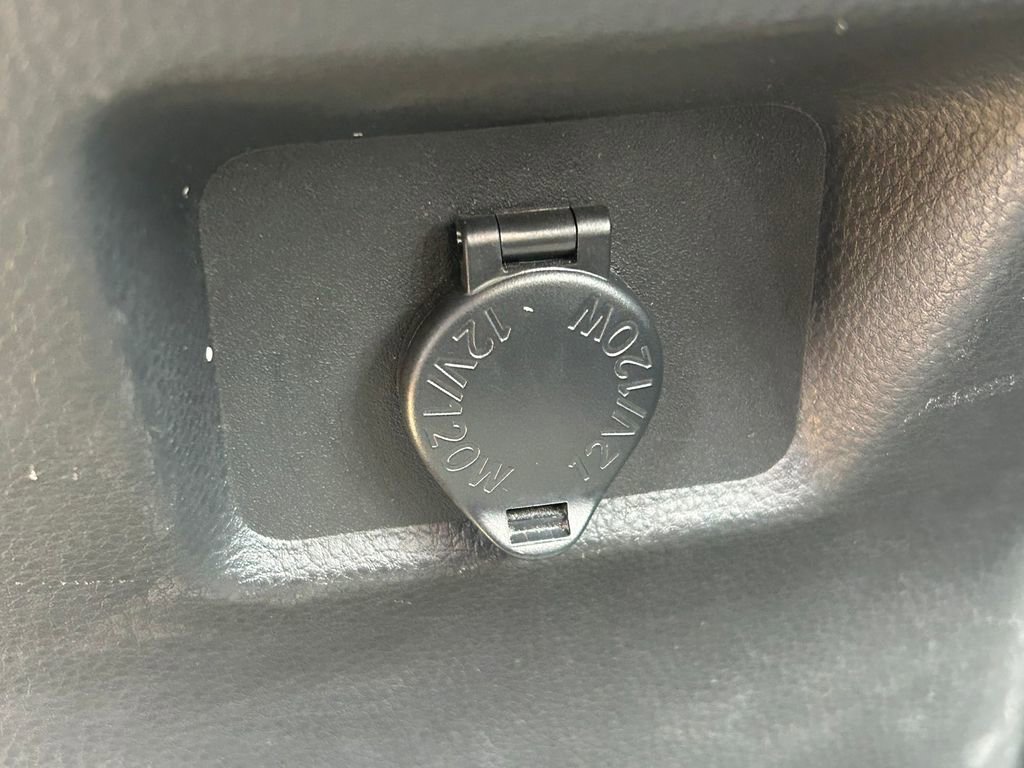 Used 2024 Toyota RAV4 LE AWD/4WD image 22