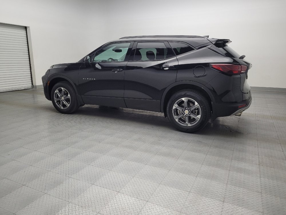 Used 2023 Chevrolet Blazer LT w/ Convenience Package image 3