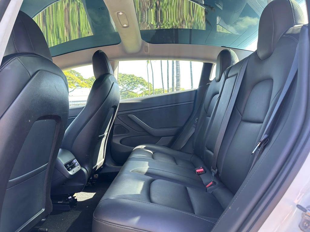 Used 2020 Tesla Model 3 Long Range image 11