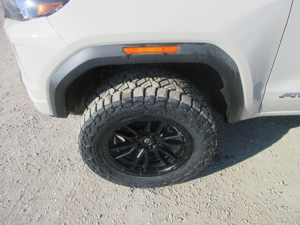 New 2026 GMC Canyon AT4 image 11