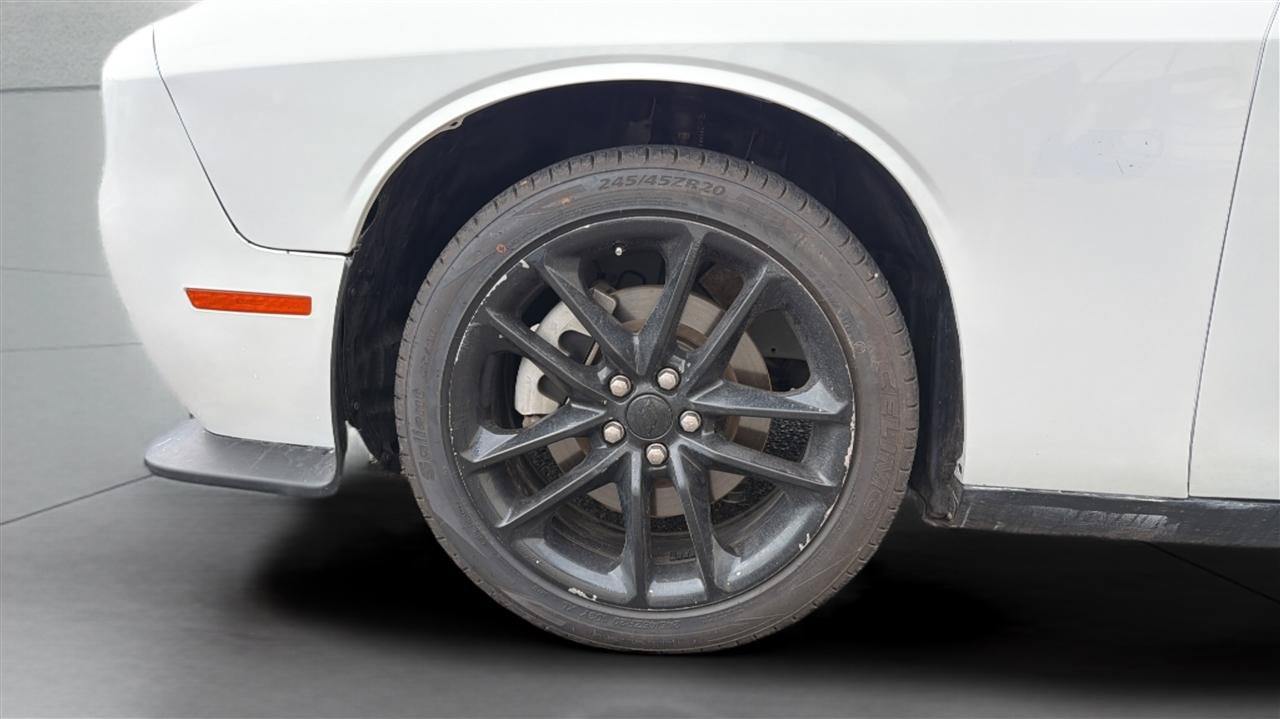 Used 2021 Dodge Challenger GT w/ Driver Convenience Group AWD/4WD image 33