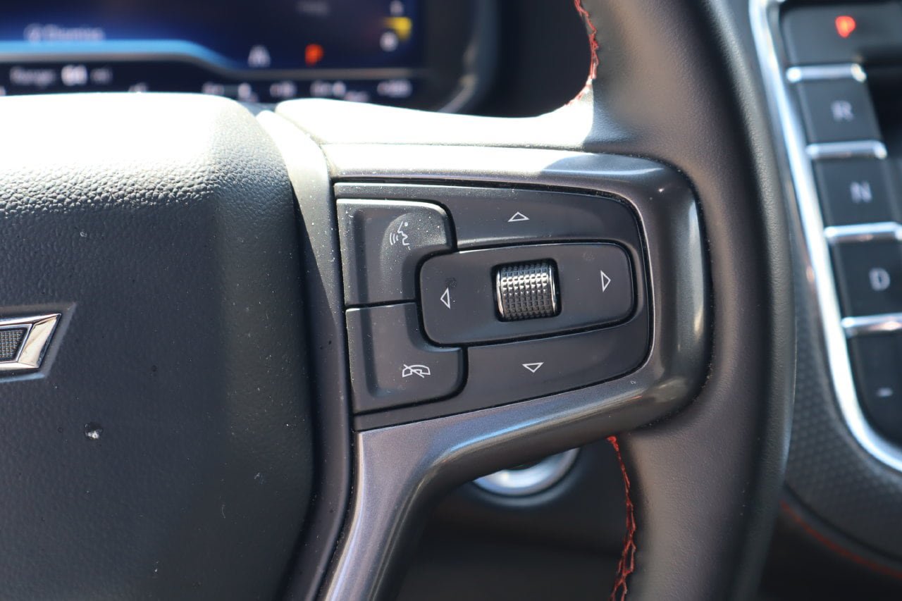 Used 2024 Chevrolet Suburban RST RWD image 14