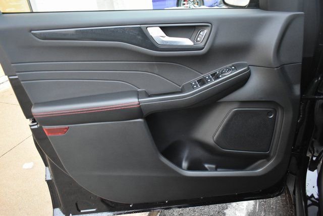 New 2026 Ford Escape ST-Line Select w/ Equipment Group 401A image 14