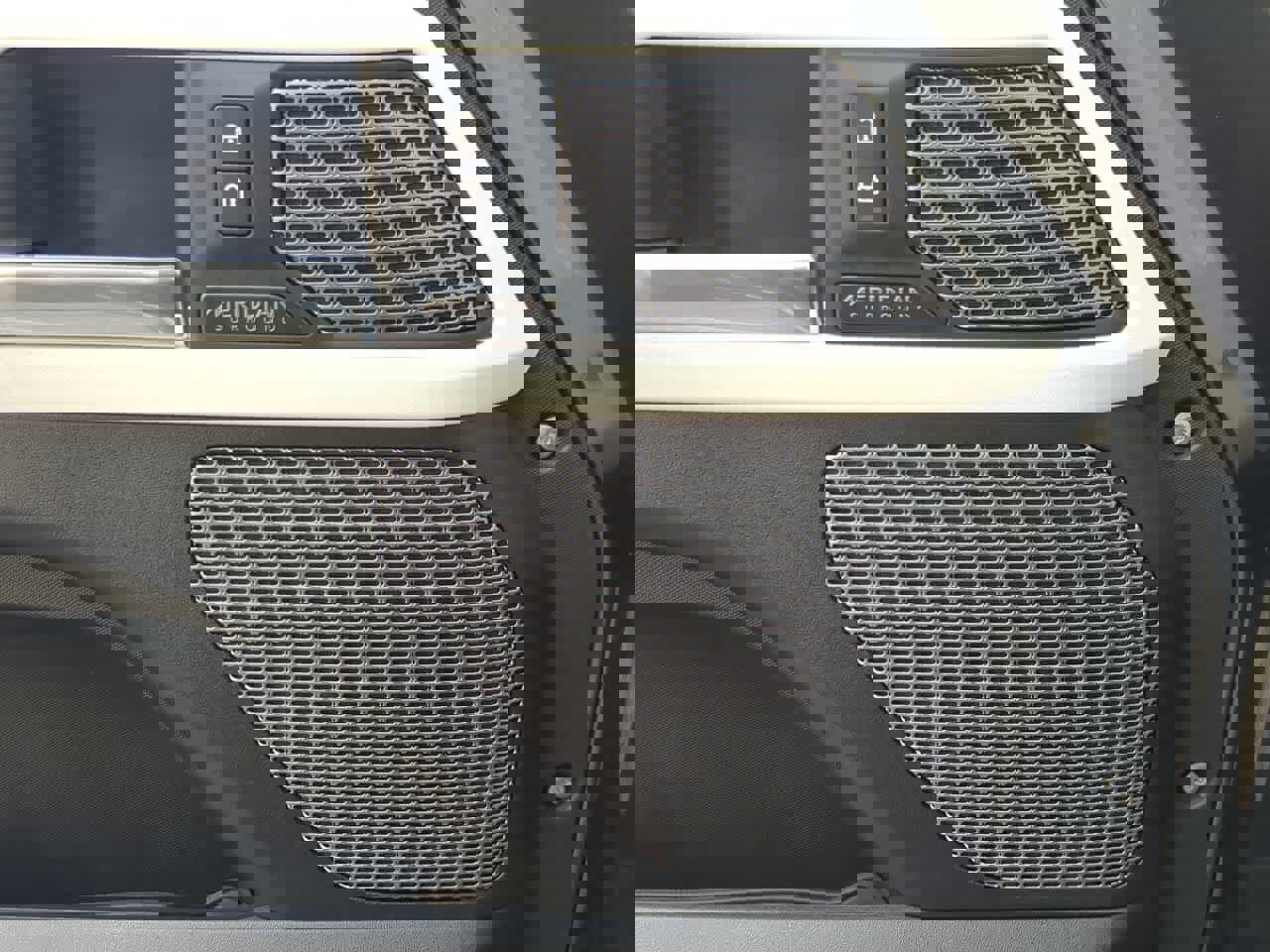 Used 2022 Land Rover Defender 110 X-Dynamic SE image 33