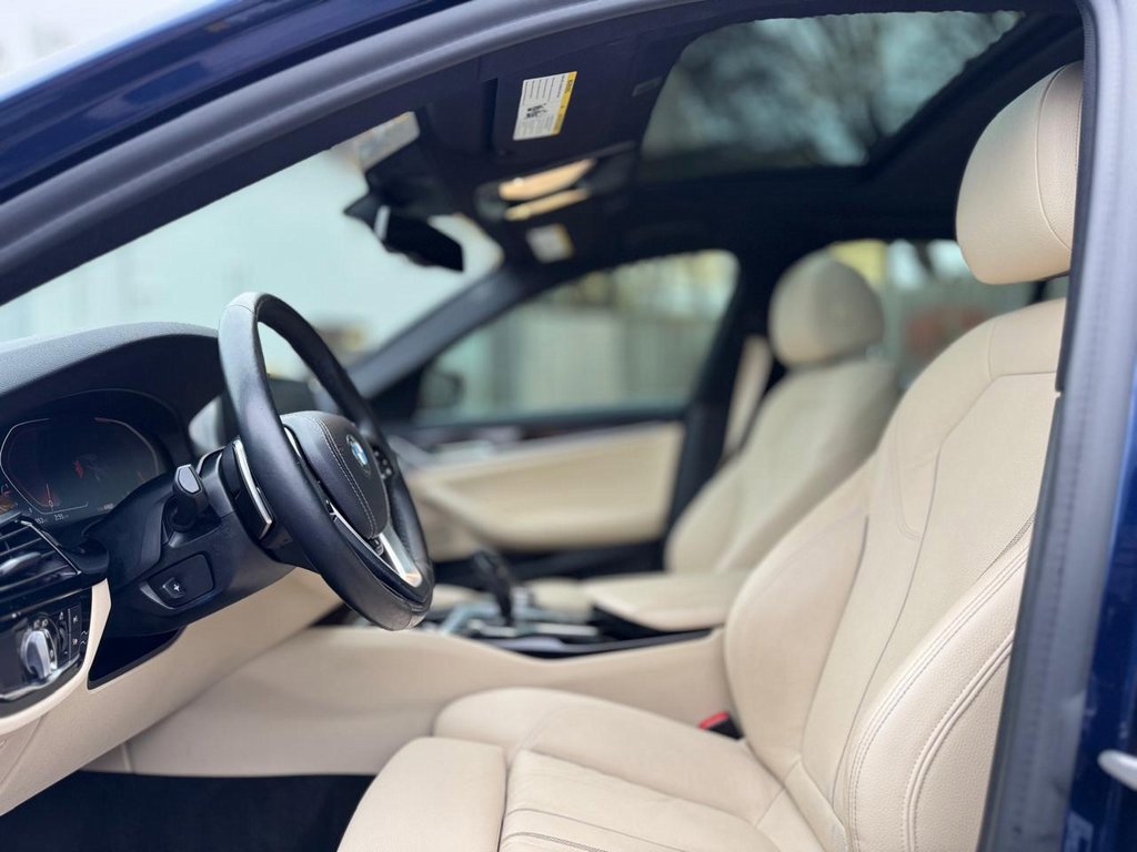 Used 2020 BMW 540i xDrive w/ Premium Package image 16