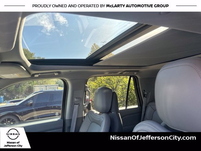 Used 2021 Lincoln Navigator Reserve AWD/4WD image 11