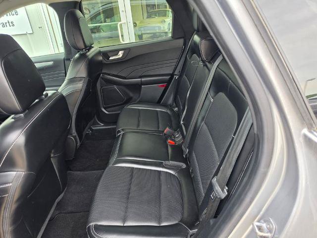 Certified 2023 Ford Escape Platinum AWD/4WD image 18