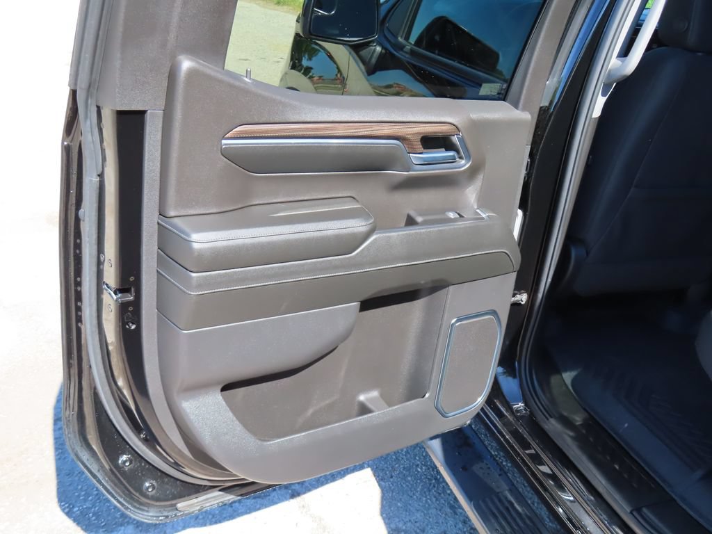 Used 2024 Chevrolet Silverado 1500 RST w/ Convenience Package II AWD/4WD image 31