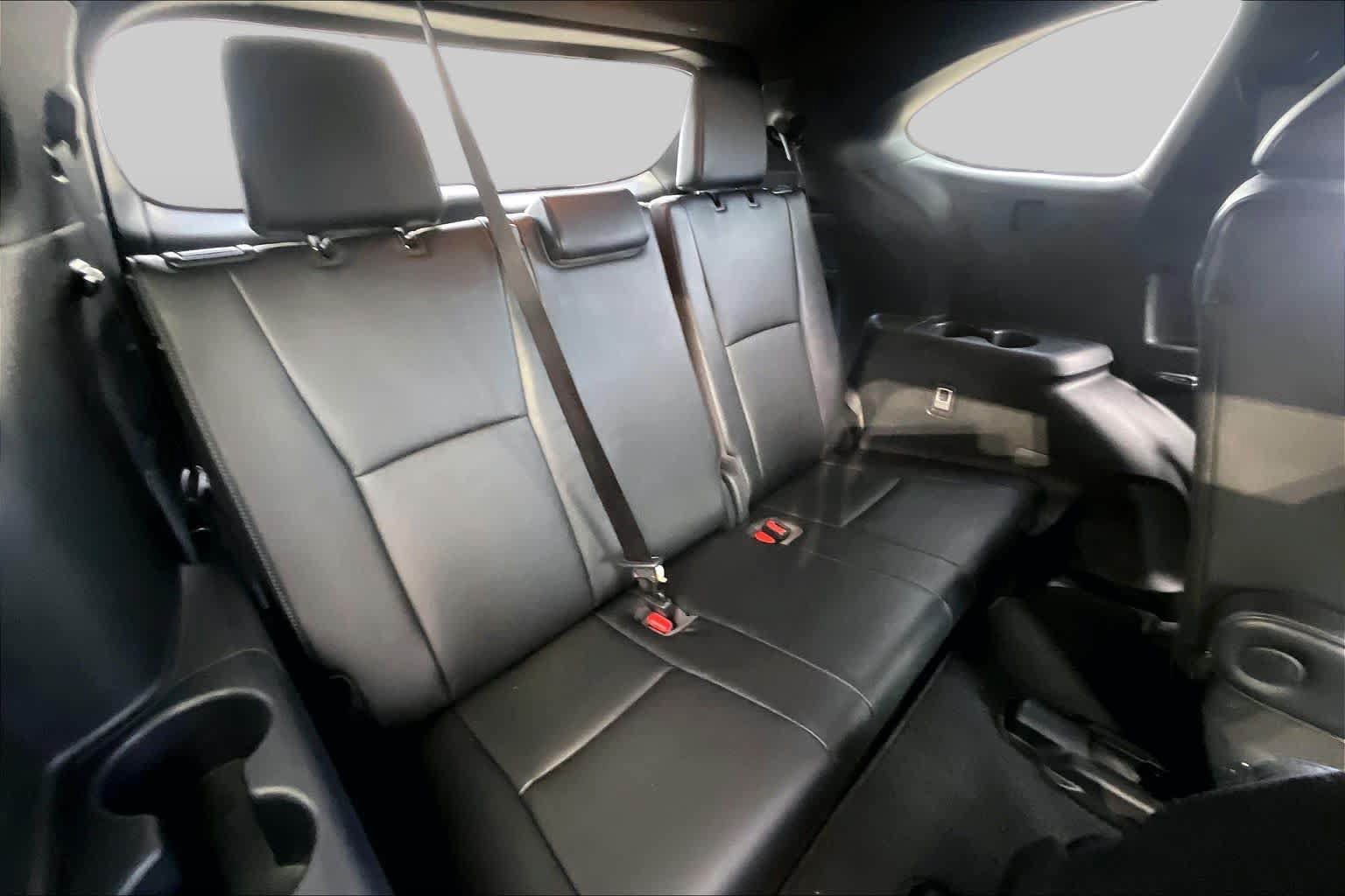 Used 2023 Toyota Highlander XSE FWD image 36