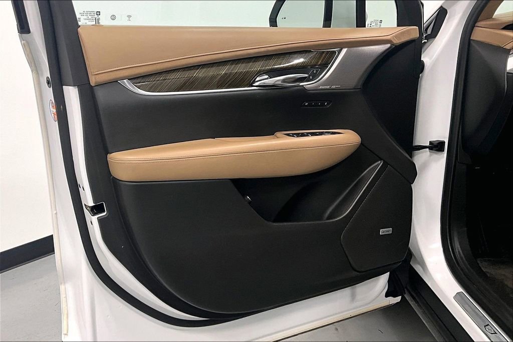 Used 2021 Cadillac XT6 Sport w/ Platinum Package AWD/4WD image 18
