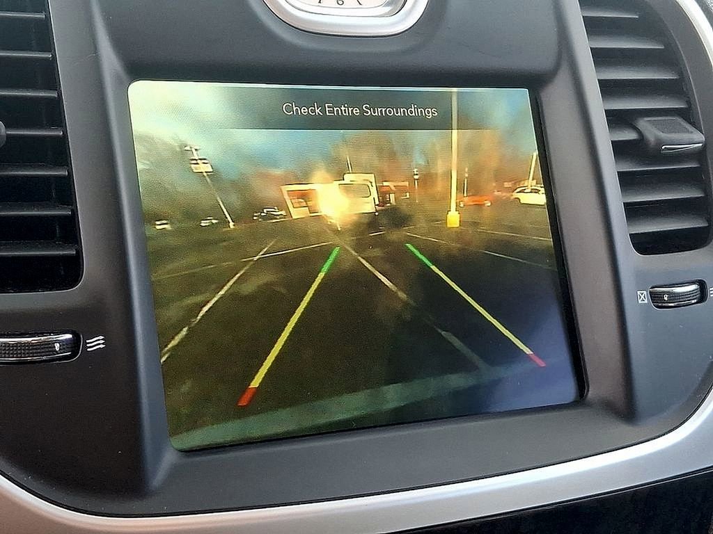 Used 2023 Chrysler 300 Touring L w/ Popular Equipment Group image 18