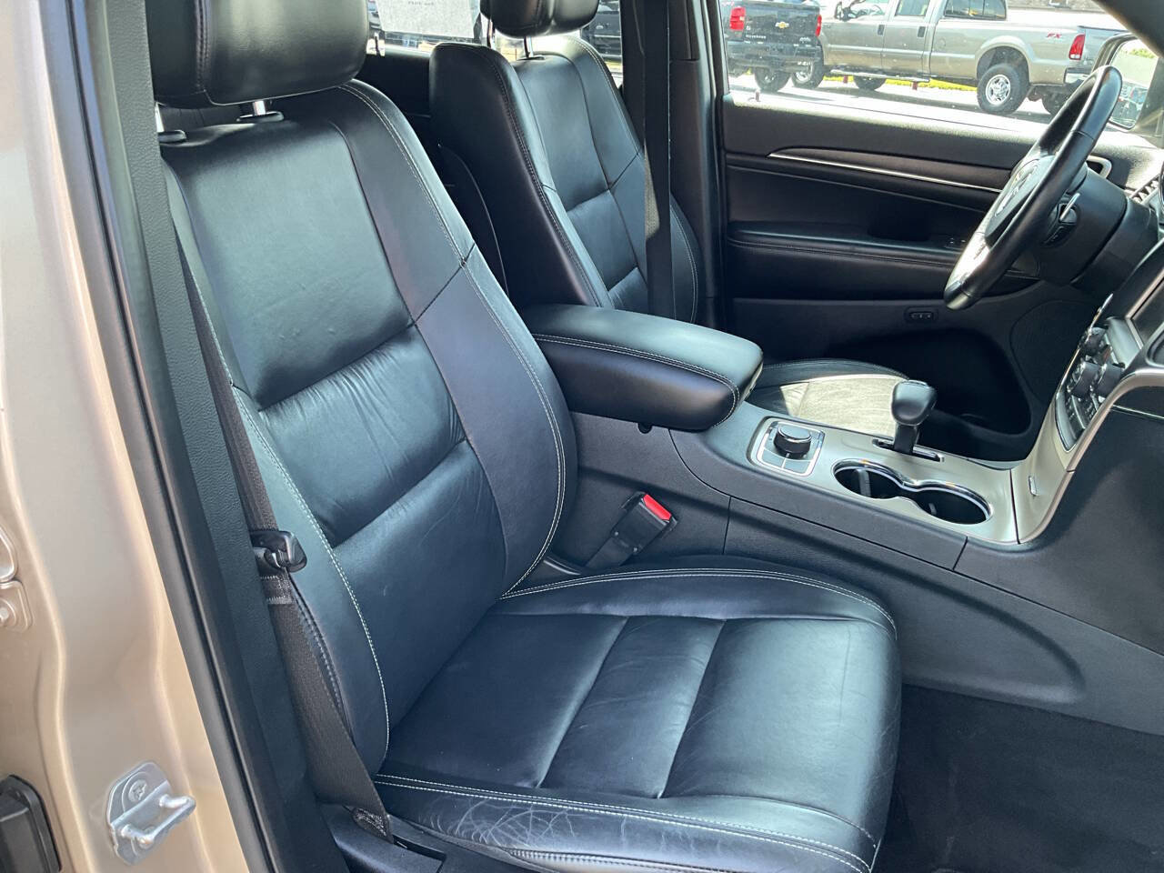 Used 2015 Jeep Grand Cherokee Limited image 14