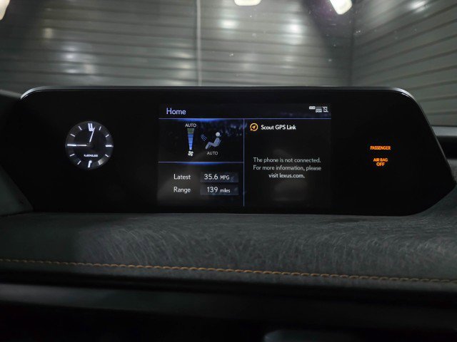 Used 2019 Lexus UX 250h w/ Premium Package image 27